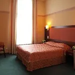 فندق Atrium 4*