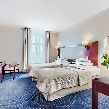 Atrium Hotell 4*